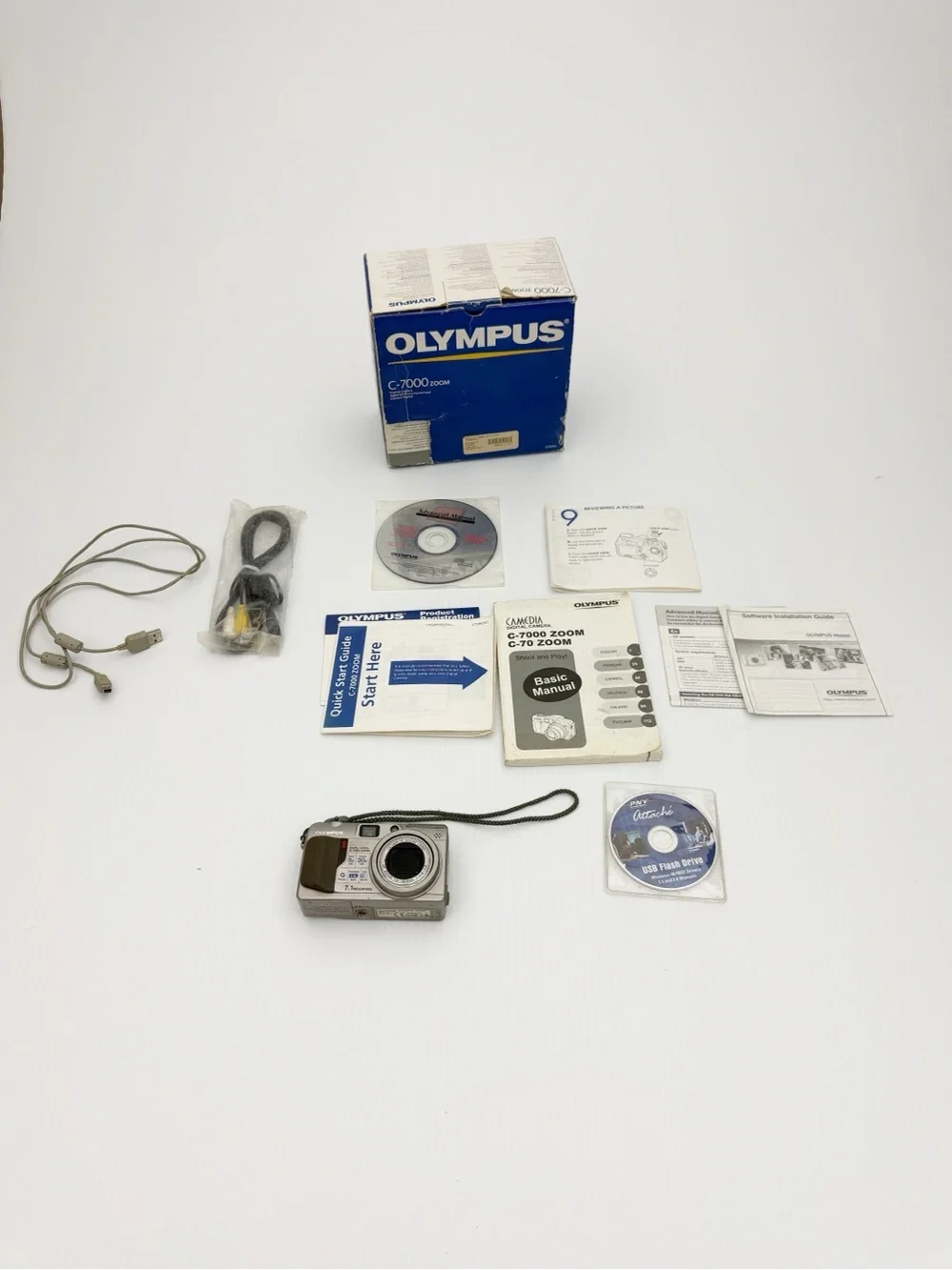 Olympus Camedia C-7000 Zoom 7.1MP Digital Camera Untested